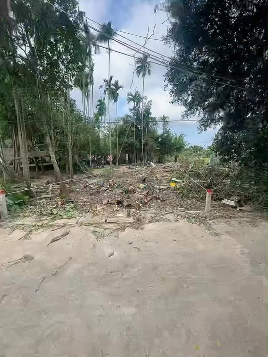 Đất nền Phú Hưng, Núi Thành 100m² giá thỏa thuận - Đường bêtong 5m tiện lợi!