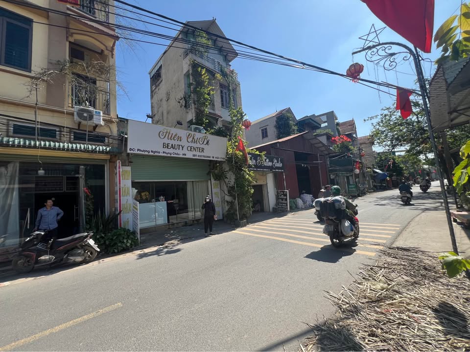 Nhà Kinh Doanh Mặt Tiền Phượng Nghĩa, Chương Mỹ 38m² - Giá chỉ 2 tỷ!