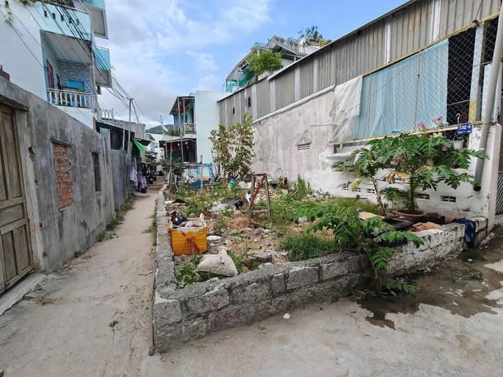 Đất nền hẻm Phạm Văn Đồng Vĩnh Hòa 78.7m² giá 2.9 tỷ - Cơ hội đầu tư tuyệt vời!