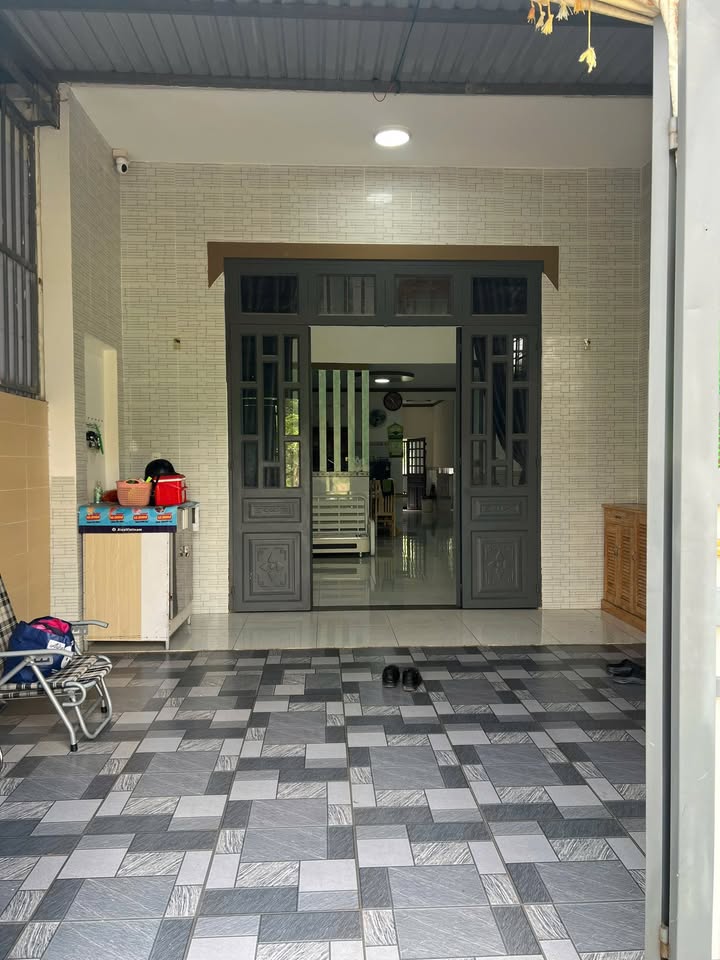 Đất nền ấp 8 An Phước 100m² giá 900 triệu - Thiết kế 3 phòng ngủ thuận tiện!