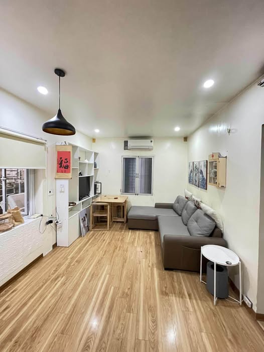 Căn hộ tập thể A2, Đống Đa 55m² giá 7.5 triệu - Nhà mới, nội thất đầy đủ!