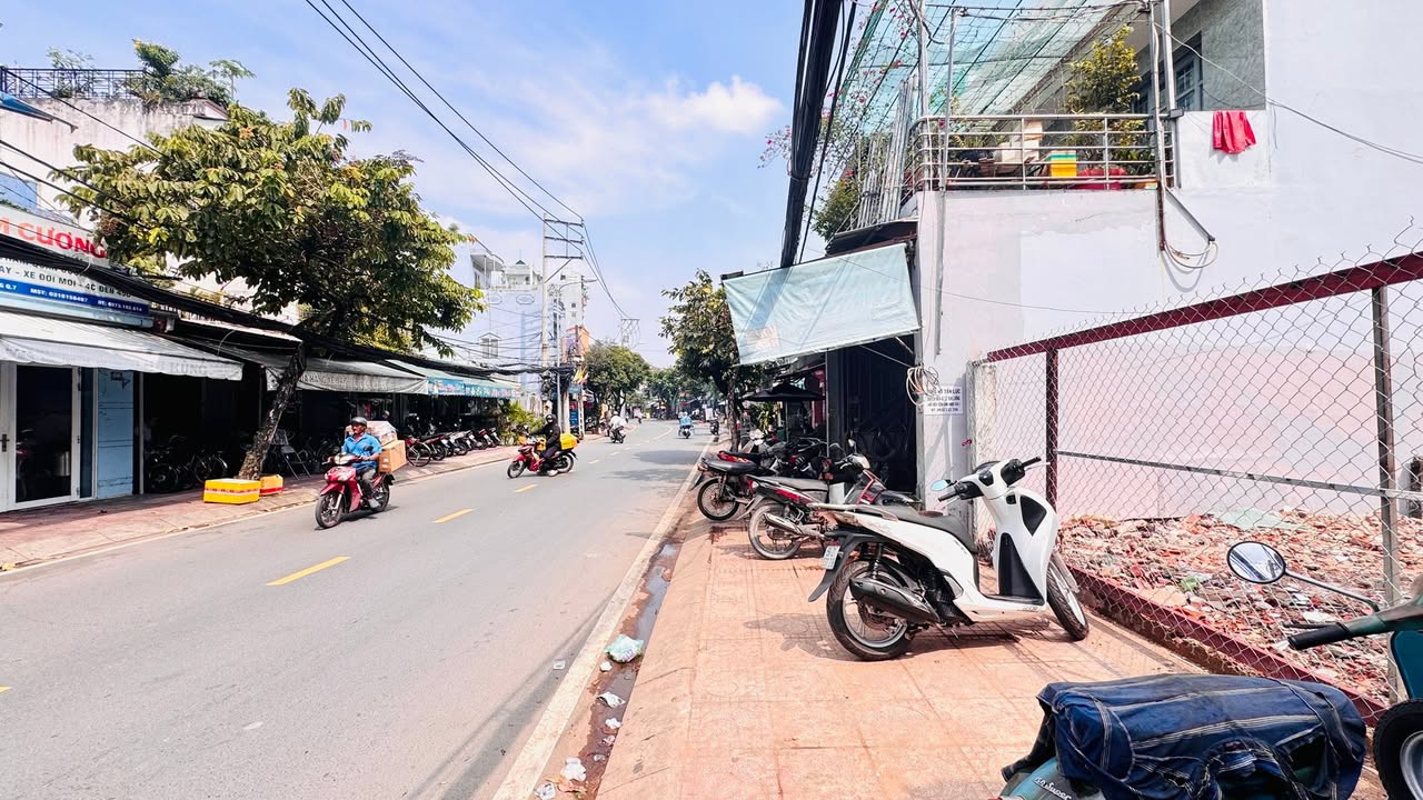 Đất mặt tiền Lê Văn Lương, Quận 7, 124m² giá 27.5 tỷ - Cơ hội đầu tư tuyệt vời!