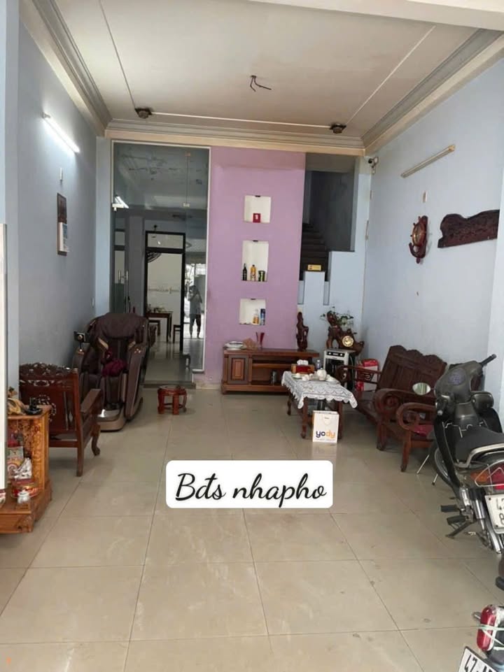 Cho thuê mặt bằng Hải Châu Đà Nẵng 32m² giá 8 triệu - Vị trí đắc địa cho văn phòng, kinh doanh!