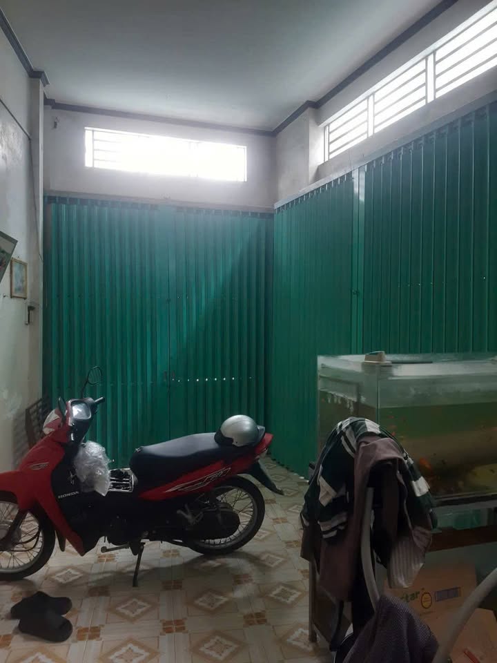 Nhà 1 trệt 1 lầu góc 2 mặt tiền Hẻm 137 Hoàng Văn Thụ 46m² giá 3.3 tỷ - Đầu tư sinh lời ngay!