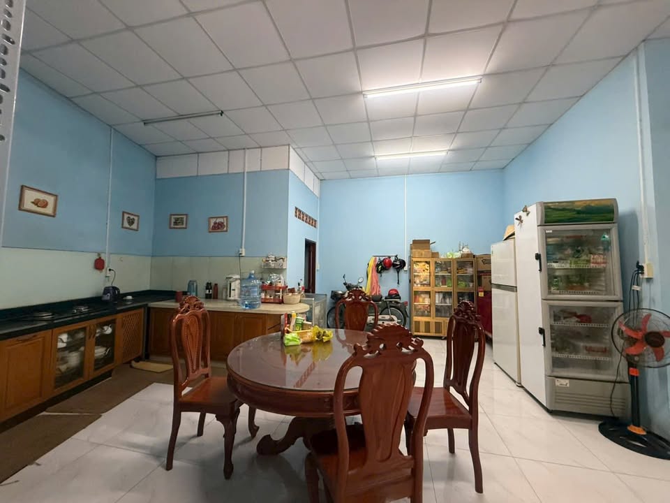 Nhà lô góc 2 mặt tiền An Thạnh 360m² giá 12.9 tỷ - Tiềm năng kinh doanh lớn!