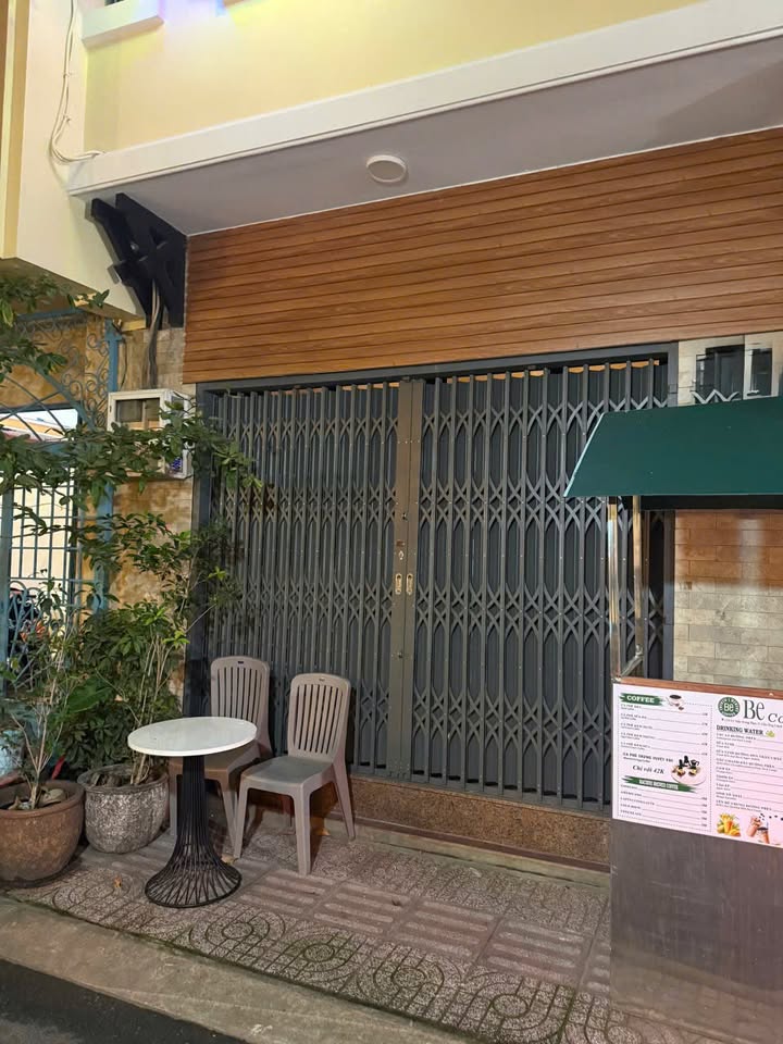 Mặt bằng kinh doanh cho thuê Trần Hưng Đạo Quận 1 40m² - Tiềm năng kinh doanh vượt trội!