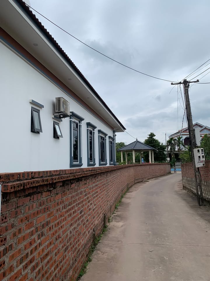 Đất nền lô góc 2 mặt tiền Hoàng Tân, Chí Linh 170m² giá 800 triệu - Đầu tư sinh lời cao!