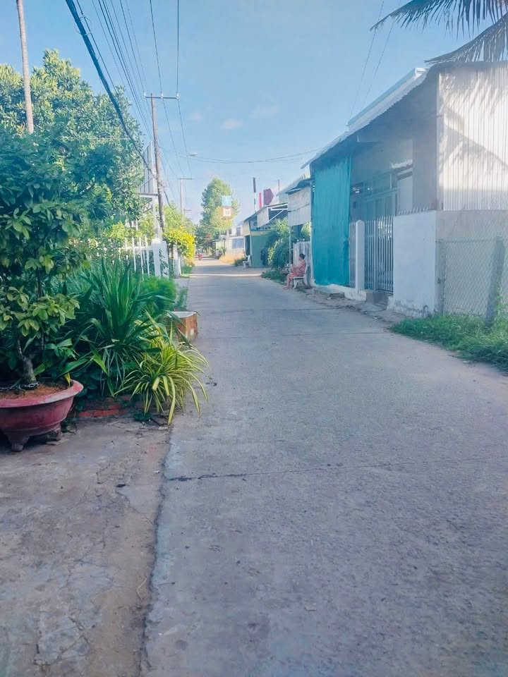 Nhà mặt tiền Trần Quý Cáp, An Bình, Rạch Giá 140m² giá chỉ 1.55 tỷ - Đầu tư sinh lời ổn định!