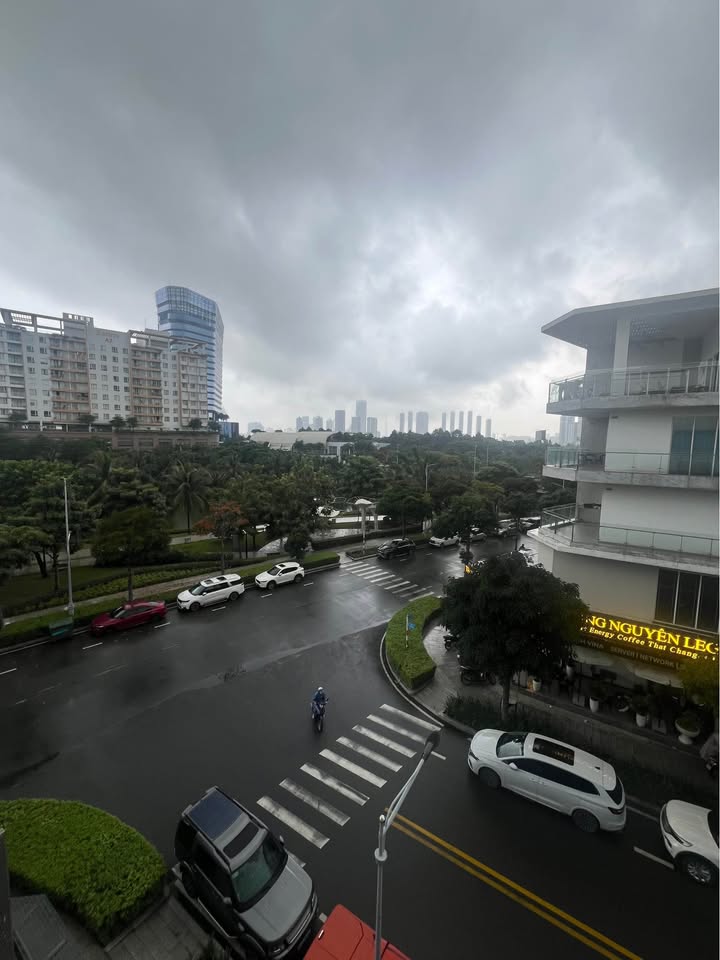 Shophouse cho thuê Sarimi Thủ Đức 77m² giá 4800 USD - View công viên Sala tuyệt đẹp!