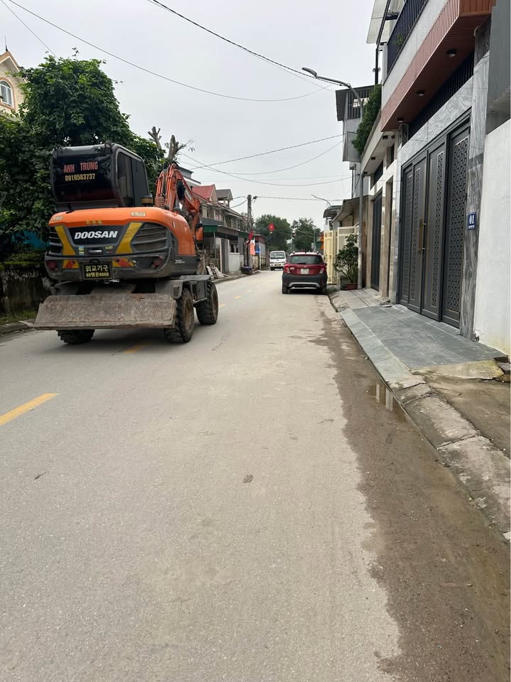 Đất nền mặt đường Trần Minh Tông, Vinh 98m² giá 4 tỷ - Đầu tư sinh lời ngay!