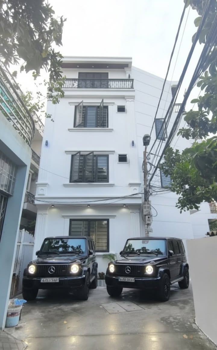 Nhà mới xây 40m² mặt ngõ Ngô Gia Tự, Hải An - Ô tô đỗ cửa, giá 3.99 tỷ!