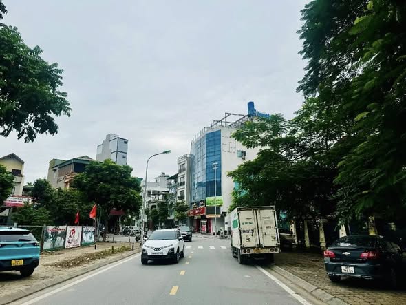 FrontHouse Phúc Lợi Long Biên 50m² giá 5 tỷ - Tiềm năng tăng giá mạnh!