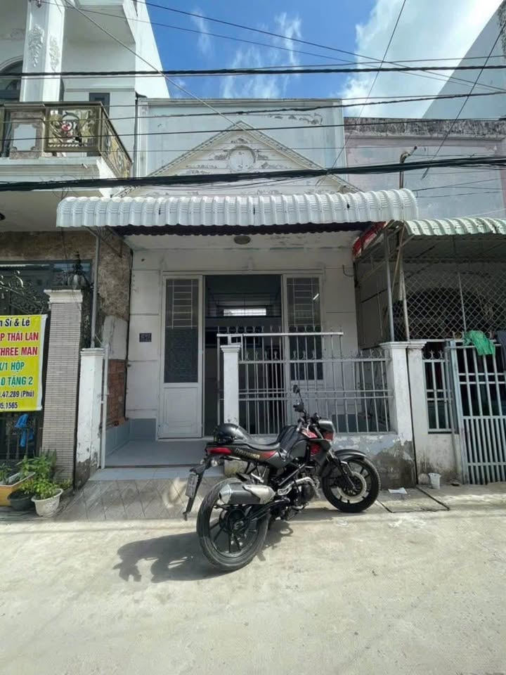 Nhà cho thuê trệt lửng hẻm DKTW - Giá chỉ 4.5 triệu tại An Khánh, Cần Thơ!