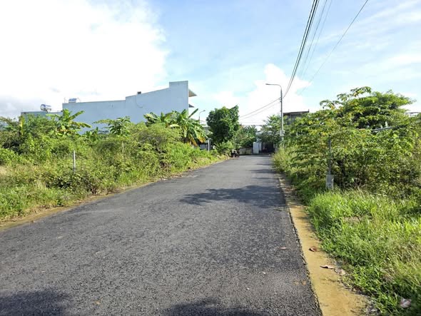 Lô đất đẹp tại Khu Tái Định Cư Hòa Liên 4, Đà Nẵng - Chỉ 2.8 tỷ, đầu tư sinh lời ngay!