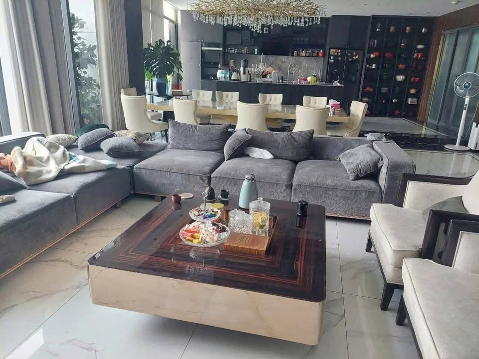 Căn hộ CC Samsora Premier Hà Đông 86m² giá 7.4 tỷ - Sổ đỏ chính chủ