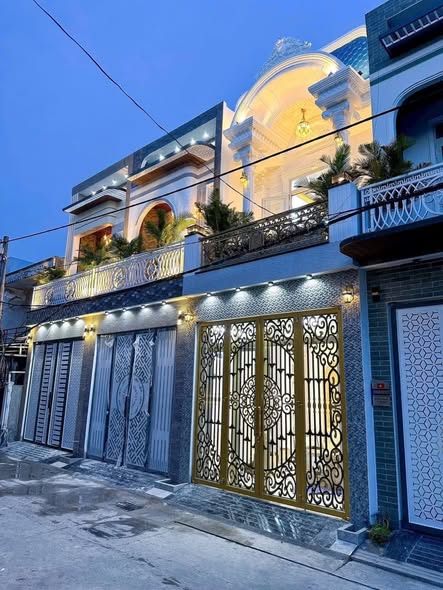 Nhà phố hiện đại 83m² giá 4.58 tỷ - Full nội thất cao cấp!