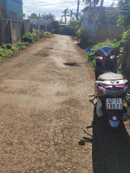 Đất liền kề Hoà Thắng, Buôn Ma Thuột 180m² giá 1.4 tỷ - Đầu tư sinh lời ngay!