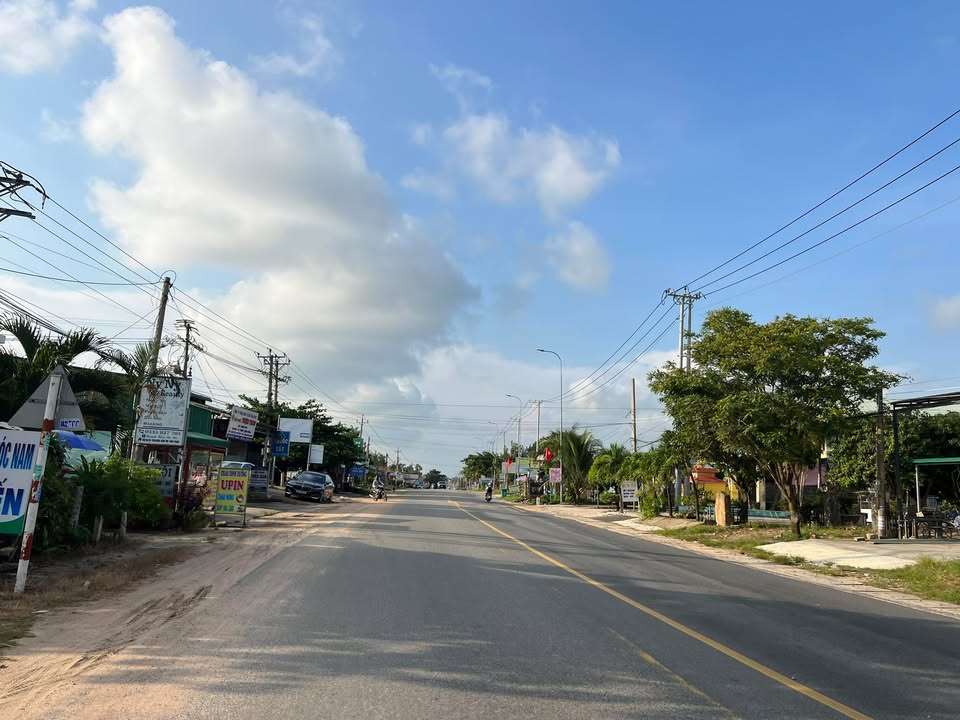 Đất nền Tân Xuân 247m² giá thương lượng - Vị trí đắc địa, xe hơi vào tận nơi!