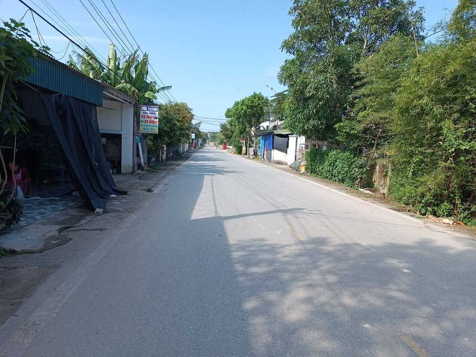 Nhà mặt tiền kinh doanh Tân Phong, Quảng Xương 100m² giá 1.89 tỷ - Cơ hội đầu tư tuyệt vời!