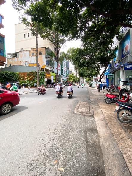 FrontHouse Cao Thắng Quận 3 67m² giá 33 tỷ - Đầu tư lý tưởng!