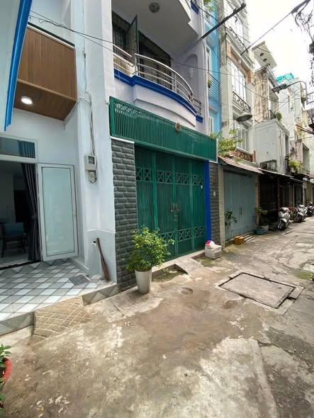 Nhà đẹp 2 tầng đường Sư Vạn Hạnh, Quận 10, 38m² giá 5.9 tỷ - Sẵn sàng vào ở ngay!