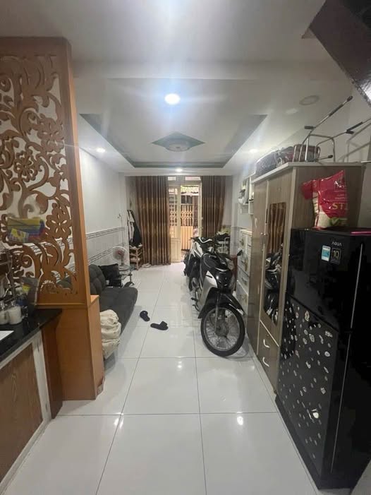 Nhà phố Phú Thọ Hòa, Tân Phú 25m² giá 3 tỷ - Gần trung tâm, tiện ích đầy đủ!