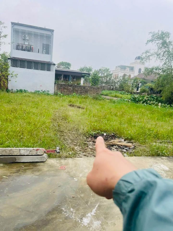 Đất thổ cư đẹp tại xóm 7, Vinh Hưng 97,5m² giá 1 tỷ - Xây nhà cực thoáng!