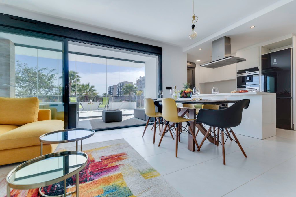 Cho thuê căn hộ Chung cư Ngoại Giao Đoàn 70m² - 2PN giá chỉ 13 triệu/tháng!