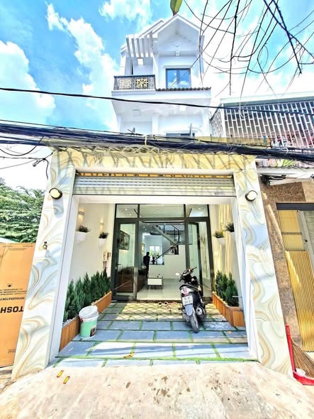 Nhà phố hẻm xe hơi 1135 Huỳnh Tấn Phát, Quận 7 - Giá 7.49 tỷ, sổ hồng riêng!