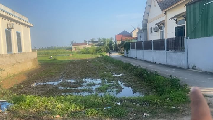 Đất nền 2 mặt tiền Diễn Phong, Diễn Châu 175m² giá 1 tỷ - Kinh doanh thuận lợi!