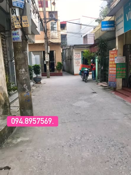 Nhà 3 tầng đường Điện Biên, Nam Định 51m² giá 2.12 tỷ - Thiết kế hiện đại, ô tô đỗ gần!