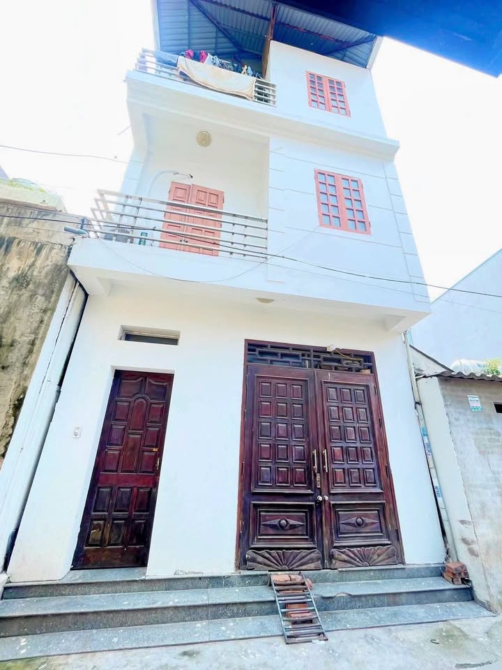 Nhà 3 tầng tại xã Nội Bài, 40m² giá 2.3 tỷ - Cơ hội đầu tư tuyệt vời!