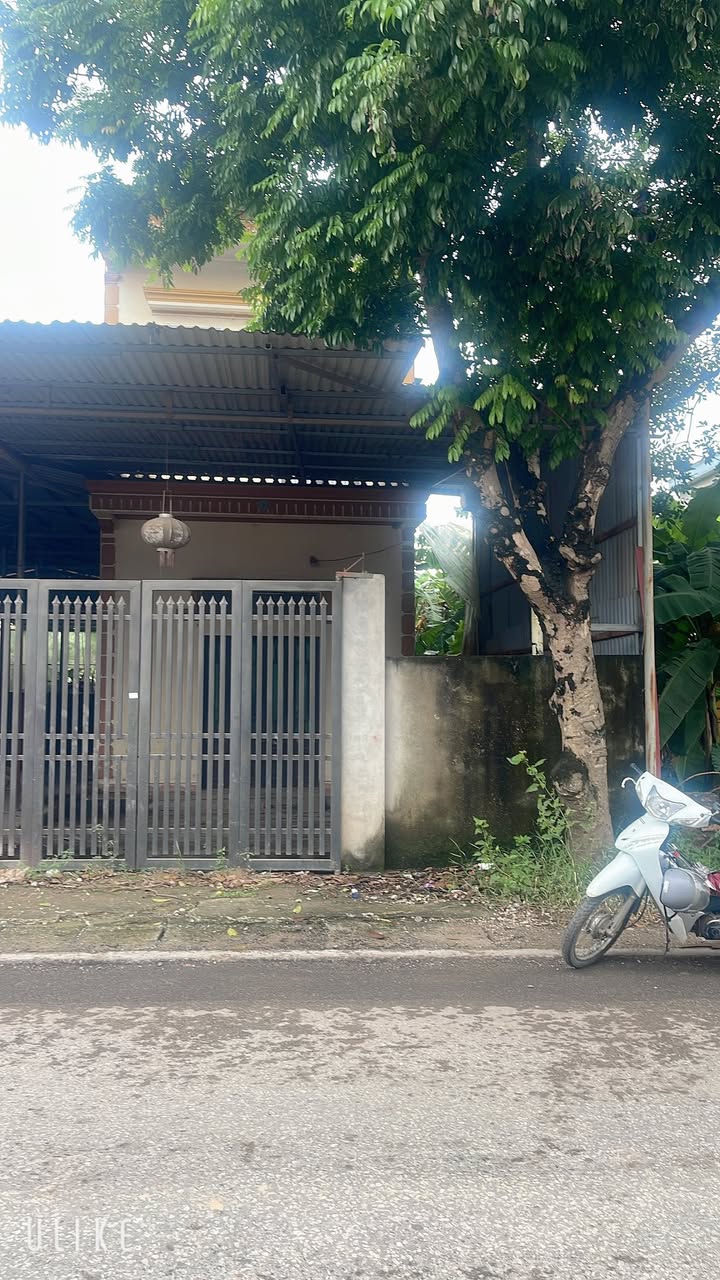 Nhà phố kinh doanh 2 tầng tại Sóc Sơn 103m² giá 3 tỷ - Đường trải nhựa, ô tô tránh