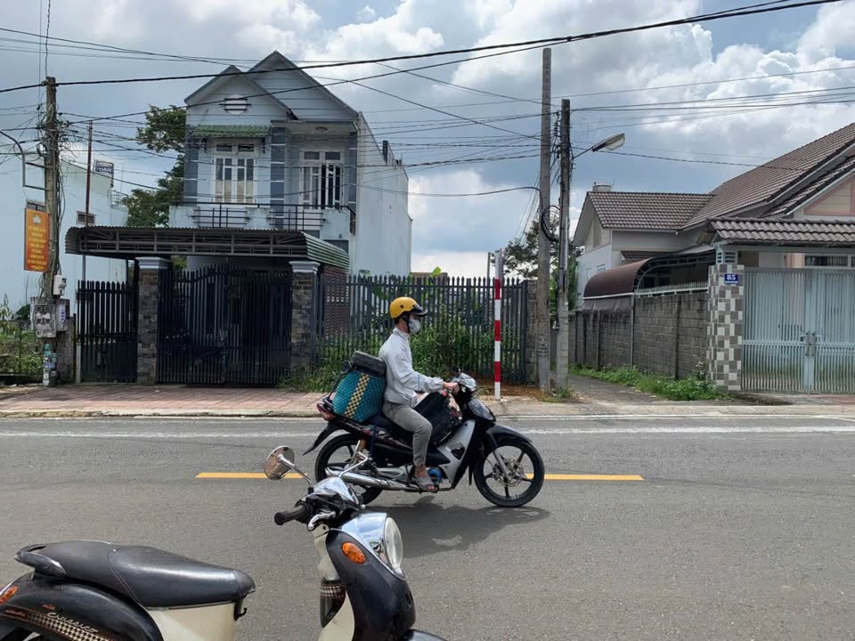 Đất góc 2 mặt tiền Nguyễn Bỉnh Khiêm, Bảo Lộc 140m² giá 5.5 tỷ - Cơ hội đầu tư tuyệt vời!