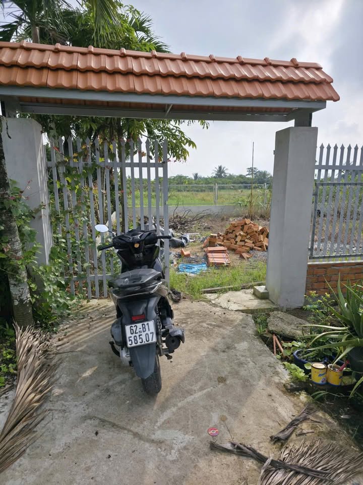 Đất vườn Vĩnh Công, Châu Thành, Long An 700m² giá 590 triệu - Cơ hội sở hữu đất vườn lý tưởng!