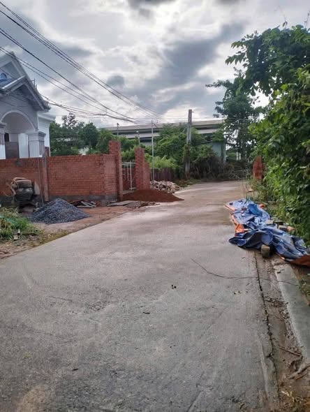 Đất thổ cư Hòa Long 133m² giá 1.39 tỷ - Khu dân cư đông đúc, ô tô chạy thoải mái!