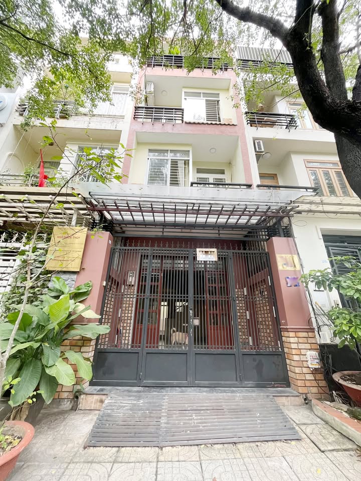 Cho thuê nhà mặt tiền đường Tân Phong, quận 7 - Diện tích 76m², giá 25 triệu/tháng - Vị trí kinh doanh đắc địa!