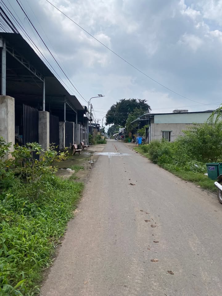 Đất nền mặt tiền đường Số 8, Xuân Hiệp 330m² giá 2.25 tỷ - Sổ đỏ chính chủ!