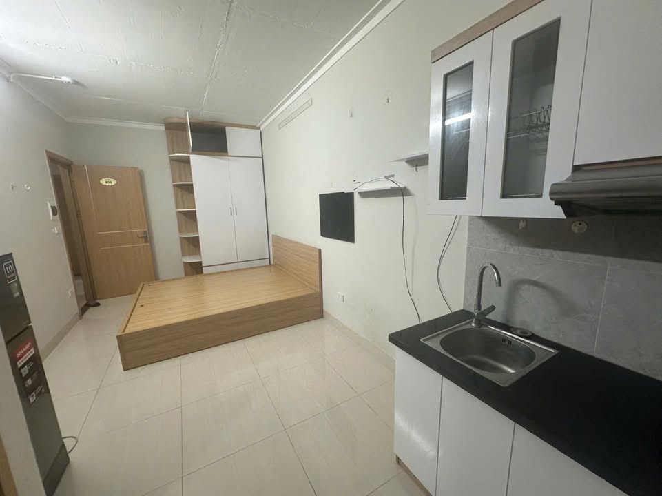 Phòng trọ cho thuê tại Đặng Văn Ngữ, Đống Đa - 22m² chỉ 4.8 triệu, vào ở ngay!