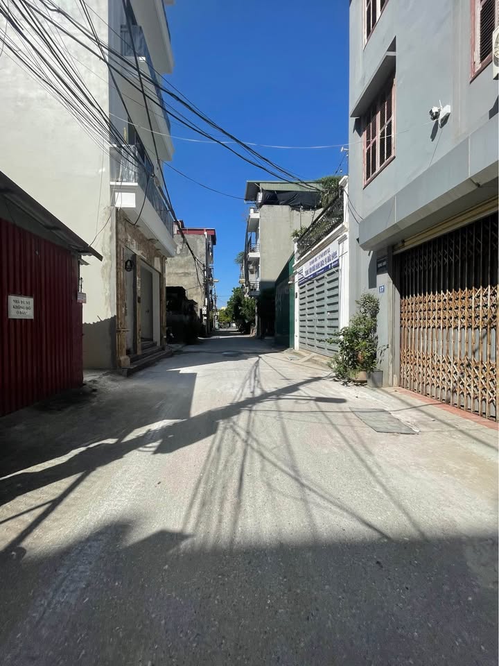 Đất nền Sài Đồng 56m² giá 6.03 tỷ - Sổ Đỏ chính chủ, vị trí đắc địa!