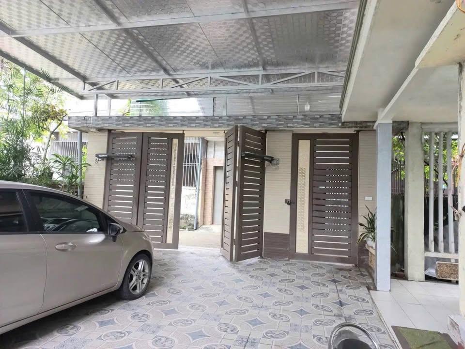 Nhà cho thuê 2 tầng tại Vinh 3PN giá thỏa thuận - Đầy đủ nội thất, gần cầu Bưu điện!