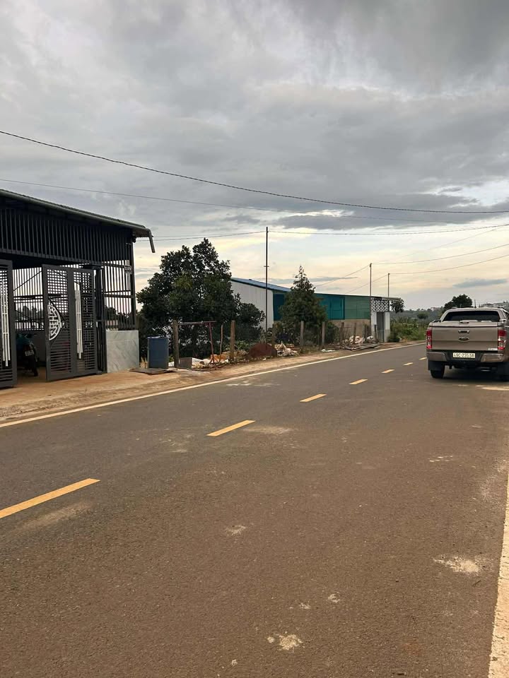 Đất nền Di Linh 217m² giá 2.17 tỷ - Sổ đỏ chính chủ, vị trí đẹp!