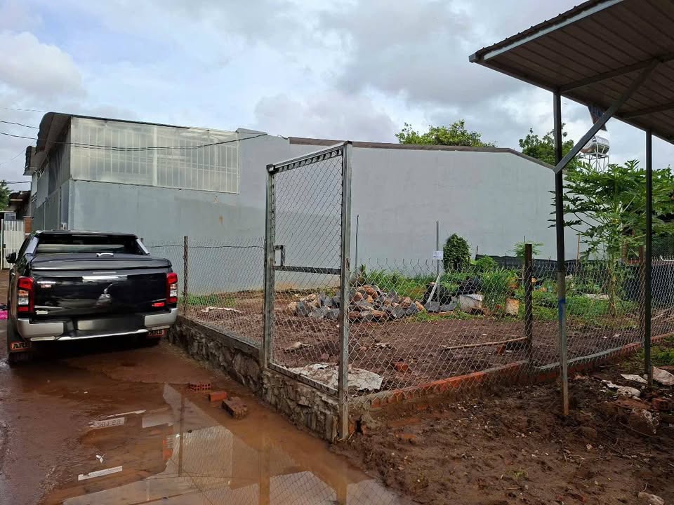 Đất hẻm 473 Y Moan, Cư ÊBur 207m² giá 2.95 tỷ - Cơ hội đầu tư tuyệt vời!