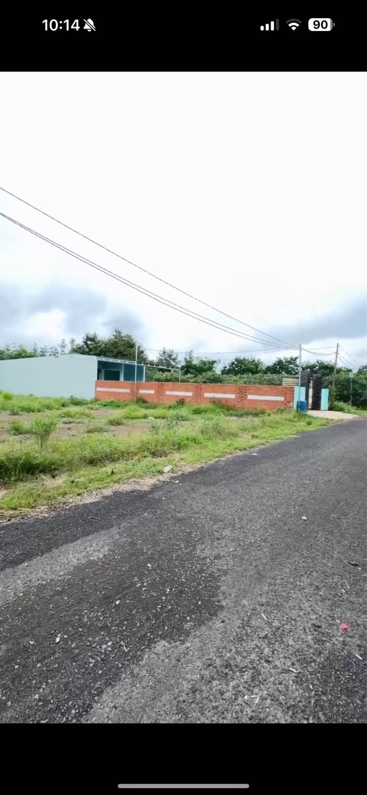 Nhà riêng Tân Phước 420m² giá thỏa thuận - Sổ đỏ chính chủ, tiện ích đầy đủ!