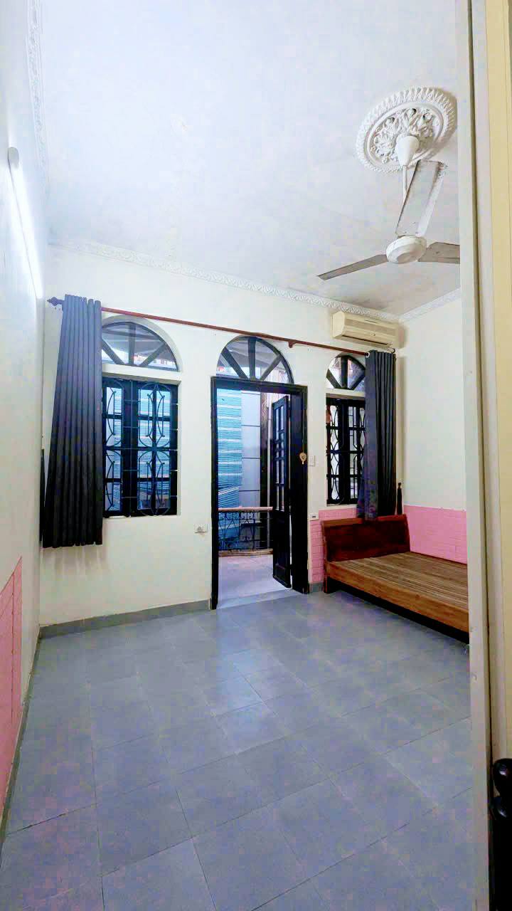 Nhà cho thuê tại ngõ 74 phố Thành Công, Ba Đình 27m² giá chỉ 8 triệu - Sẵn sàng vào ở!