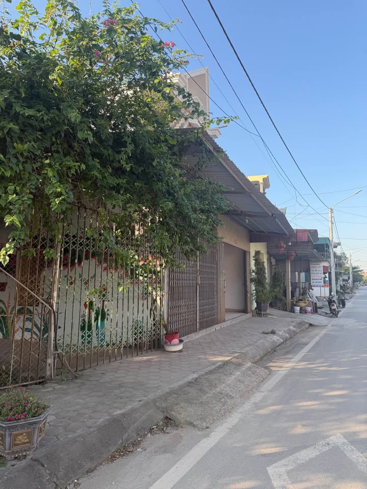 Nhà 2 tầng tại đường Ngô Thị Sĩ, phường Nam Sơn, Tam Điệp - Giá 2.3 tỷ, thương lượng ngay!