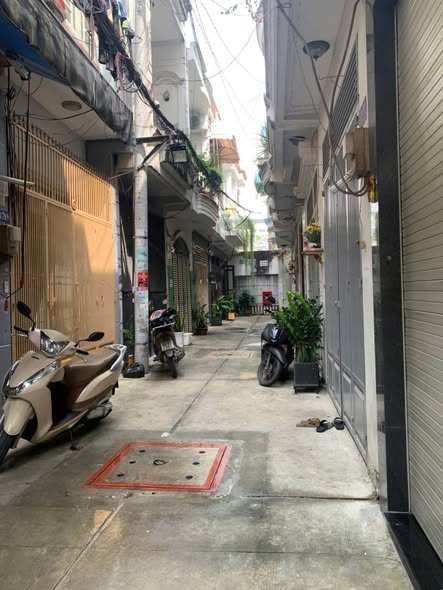 Nhà đẹp Phan Huy Ích, Tân Bình 33m² giá 4 tỷ - Hẻm xe hơi, thiết kế thoáng mát!