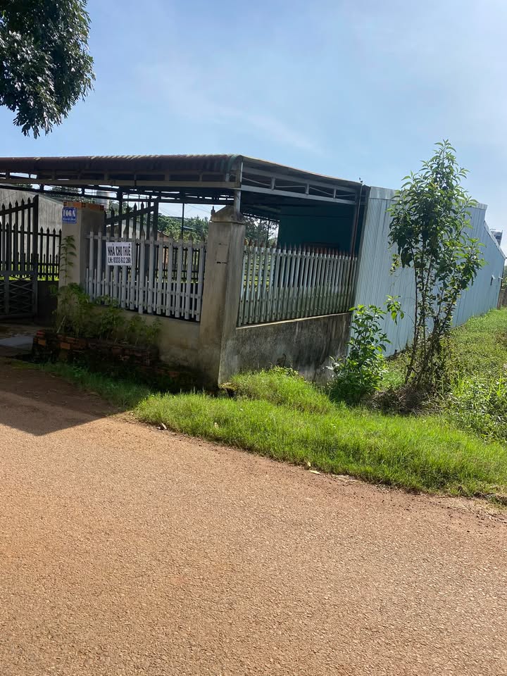 Nhà nguyên căn cho thuê tại đường Phùng Khắc Khoan, Lộc Phát 2,5 triệu - Không gian sạch sẽ, thoáng mát!