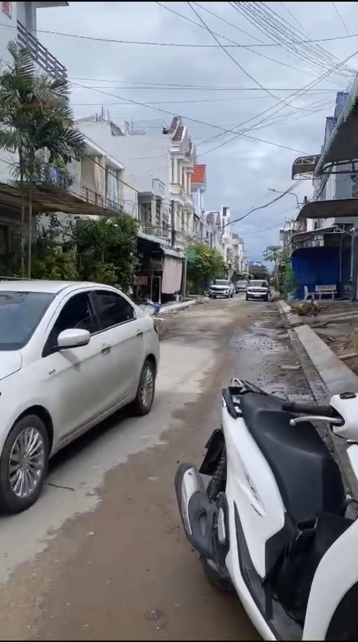 Nhà phố Ngô Thì Nhậm, Ninh Kiều, Cần Thơ 60m² chỉ 4 tỷ - Nhà mới 90% sẵn sàng ở ngay!