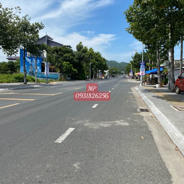 Bán nhà mặt tiền kinh doanh 327.3m² tại đường 3/2, Long Hải - 10 tỷ, cách biển 2.5km!